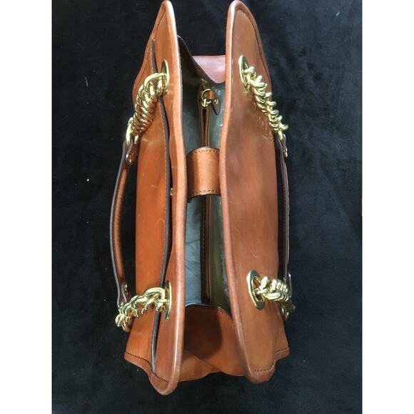 Antonio Melani Leather Hand Bag Purse Outside Magnetic Pocket Gold Chain Straps - Picture 8 of 12